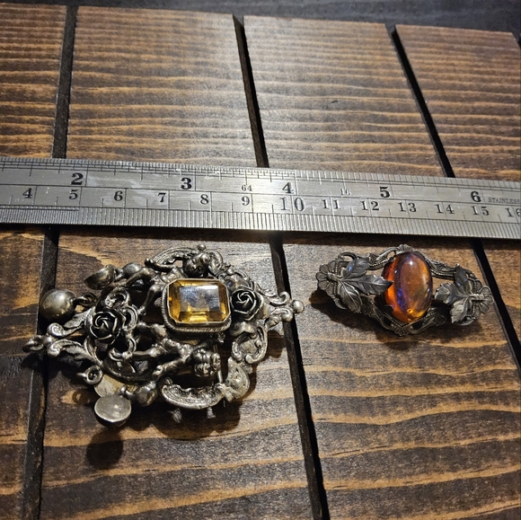 Vintage brooch pins - Picture 12 of 16